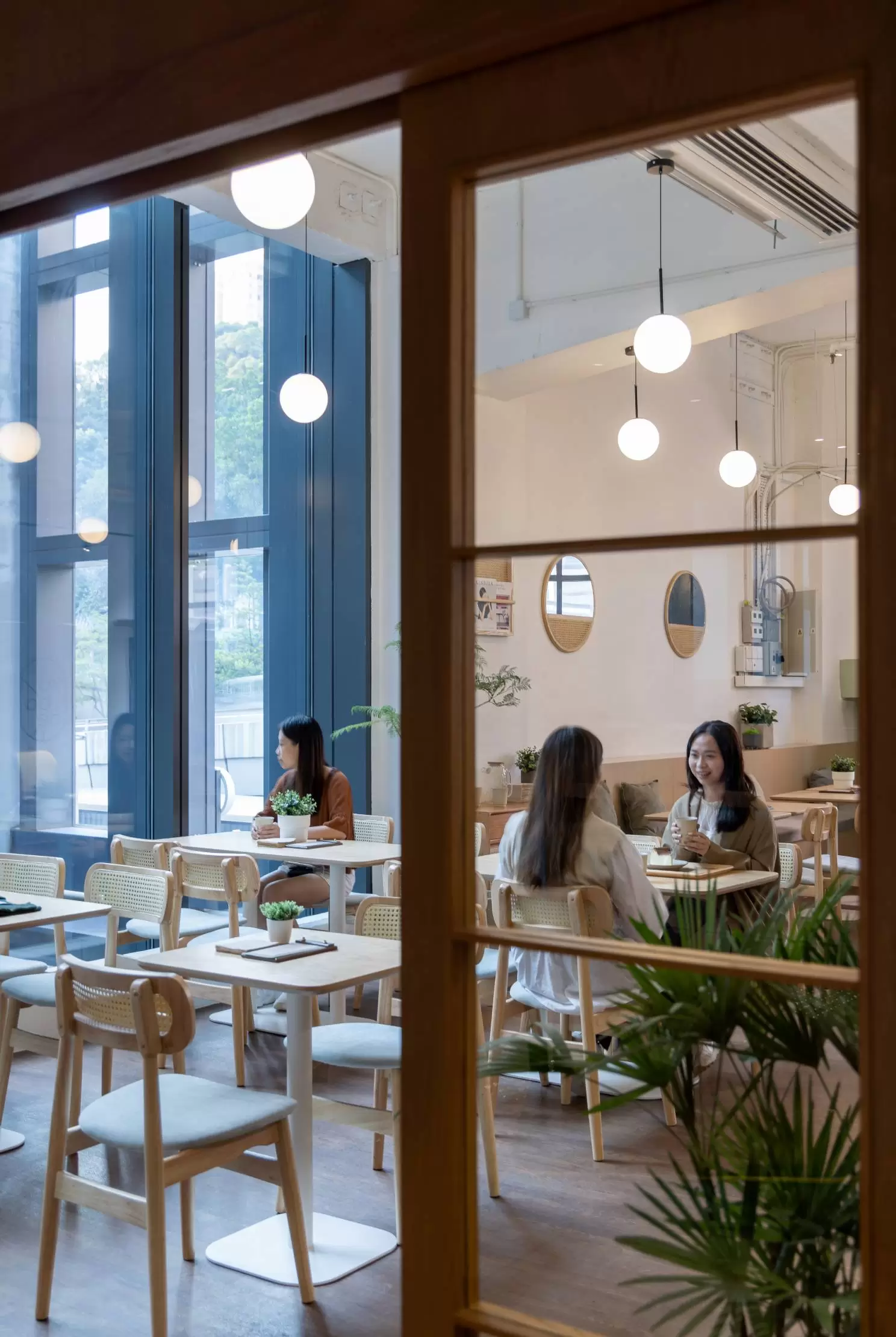 A Japanese Bento Cafe | Interior design showcase